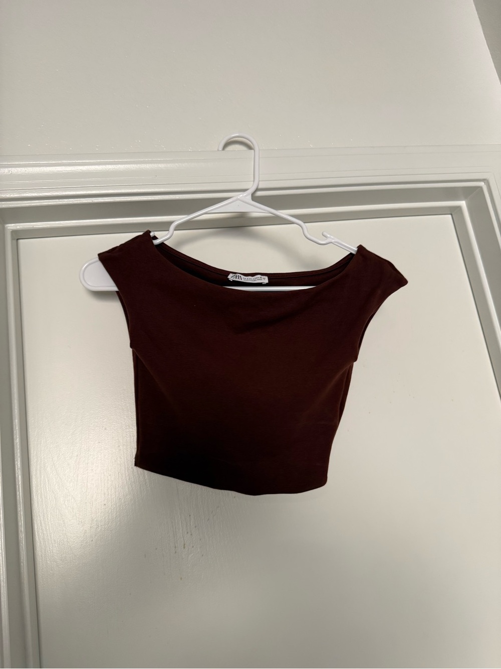 Women’s Off-Shoulder Crop Top - Deep Brown